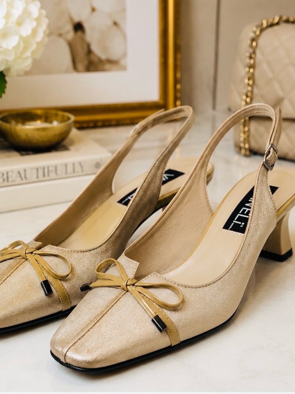 Vaneli Italy Slingback Heels 10N Champagne Leather Bow Shoes Sculpted Block Heel